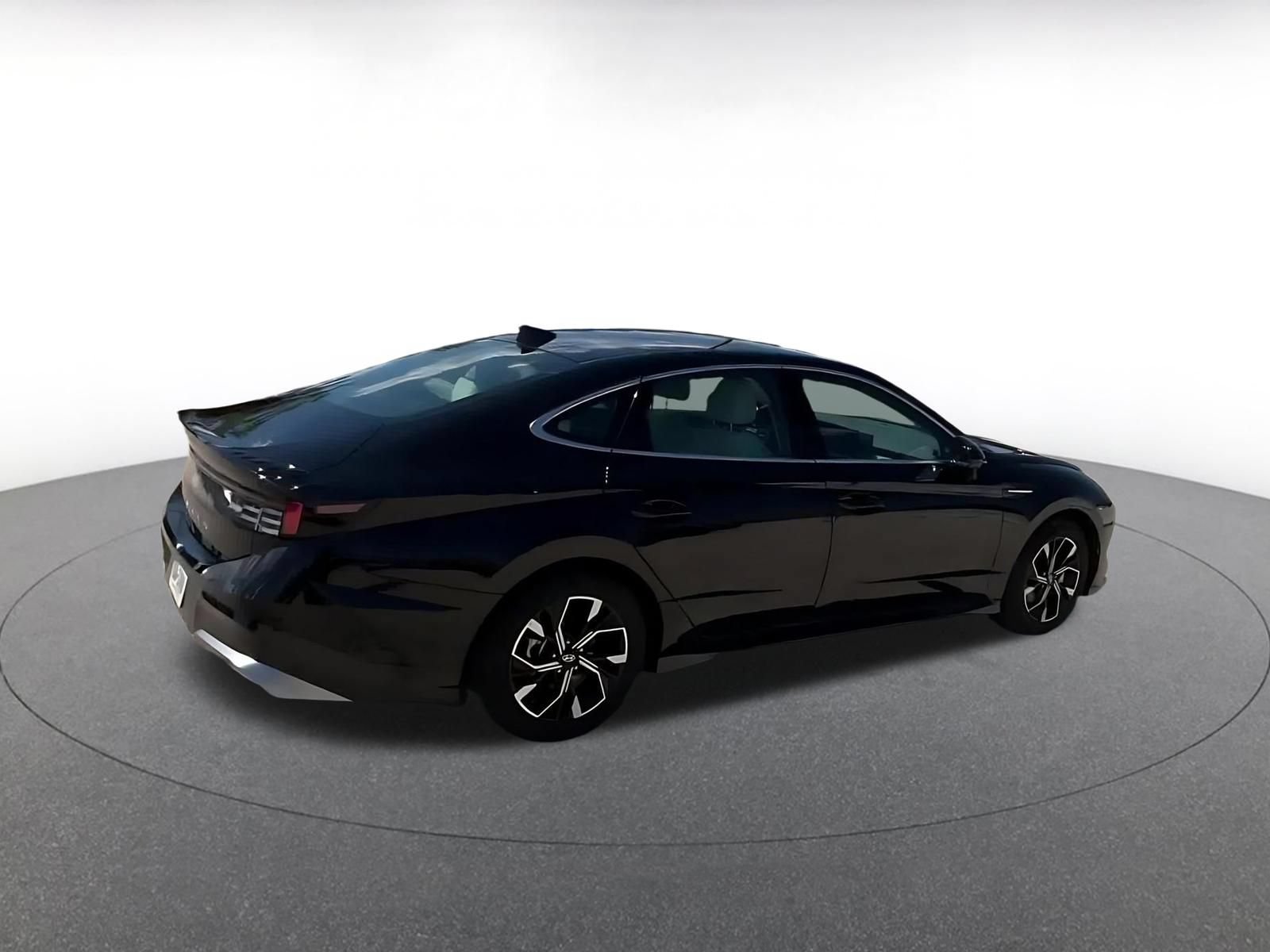 Thumbnail: 2025 Hyundai Sonata - 15
