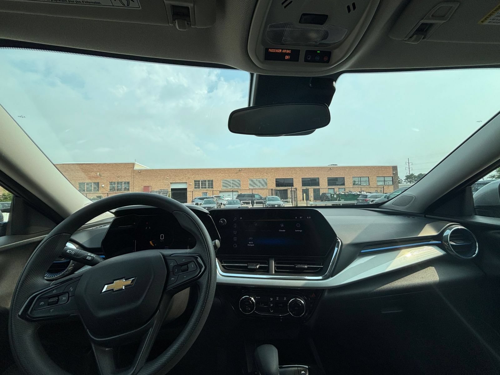 Thumbnail: 2025 Chevrolet Trax - 27