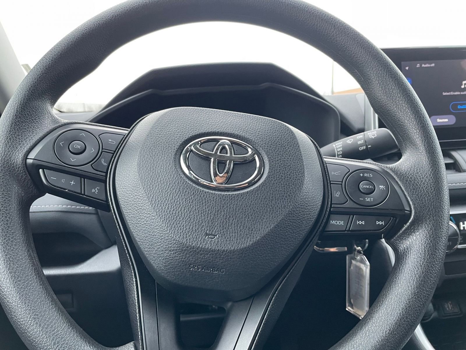 Thumbnail: 2025 Toyota RAV4 - 28