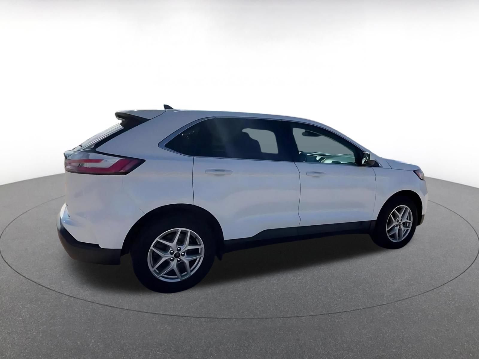 Thumbnail: 2024 Ford Edge - 15