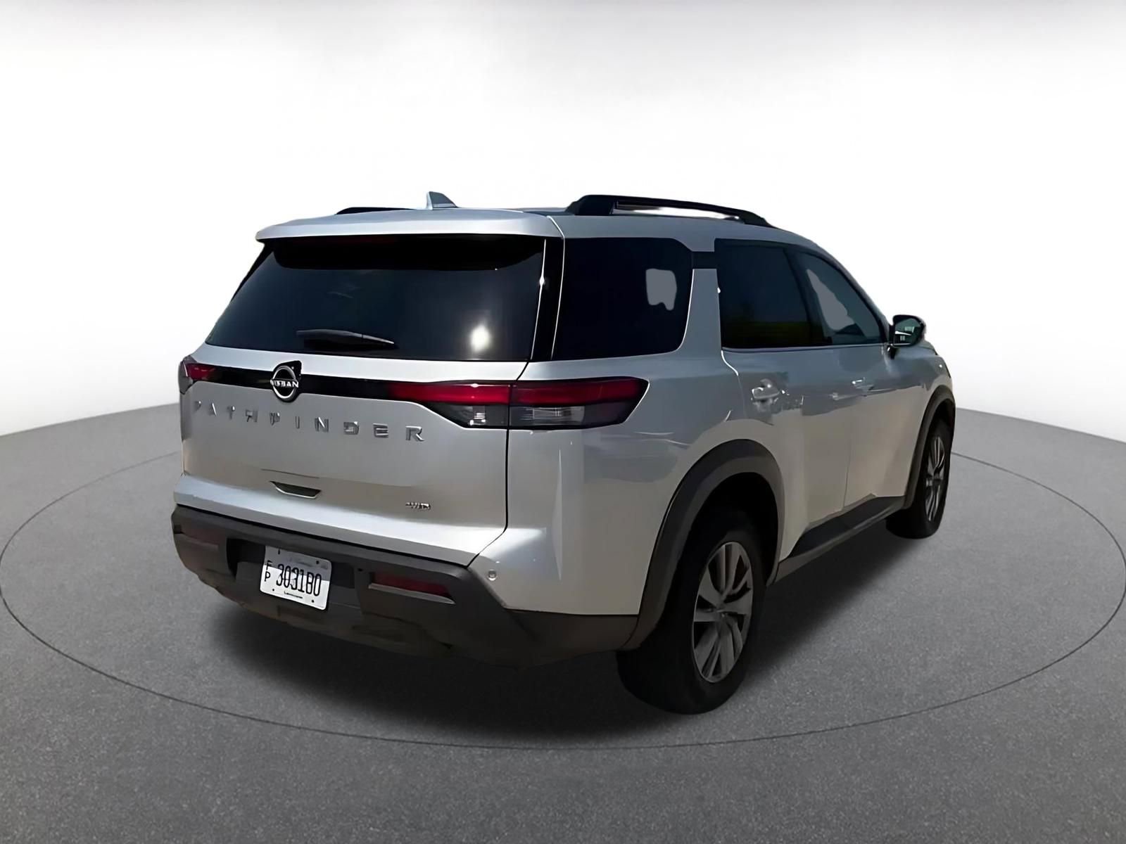 Thumbnail: 2025 Nissan Pathfinder - 15