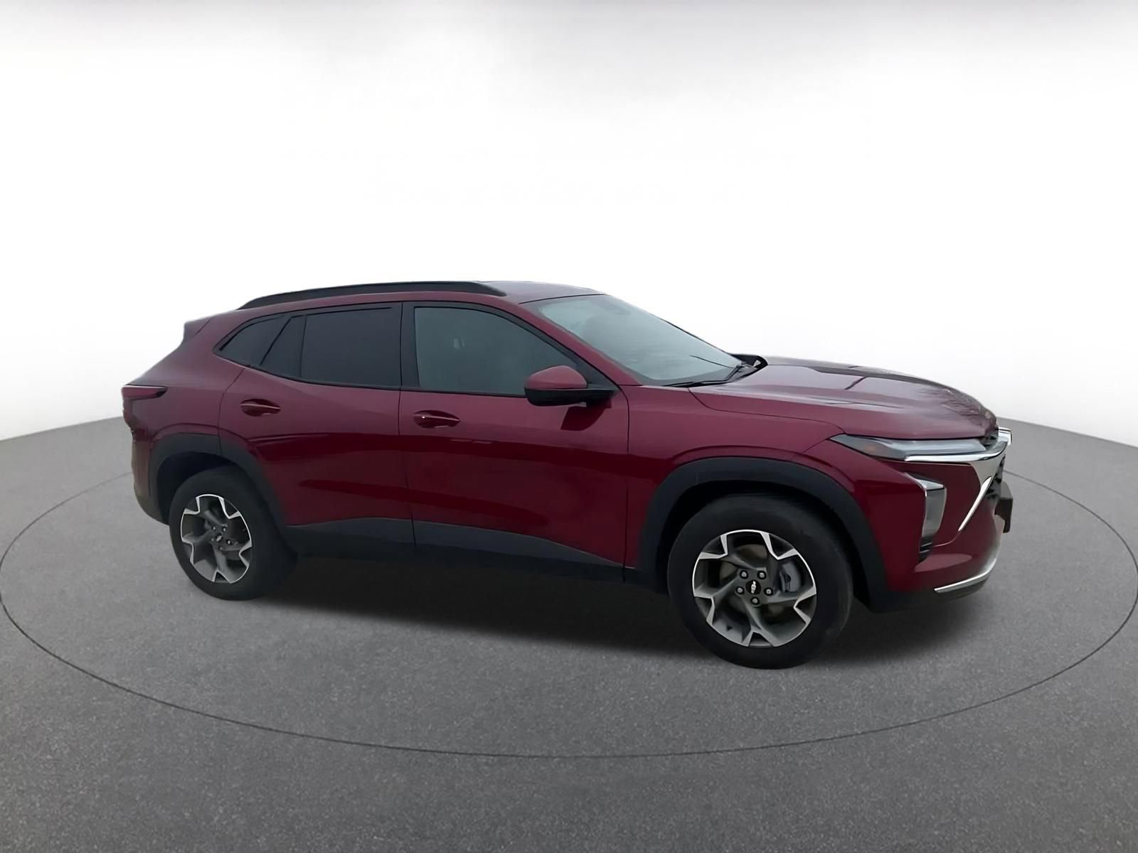 Thumbnail: 2025 Chevrolet Trax - 2