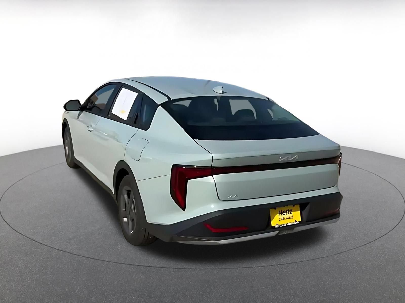 Thumbnail: 2026 Kia K4 - 10