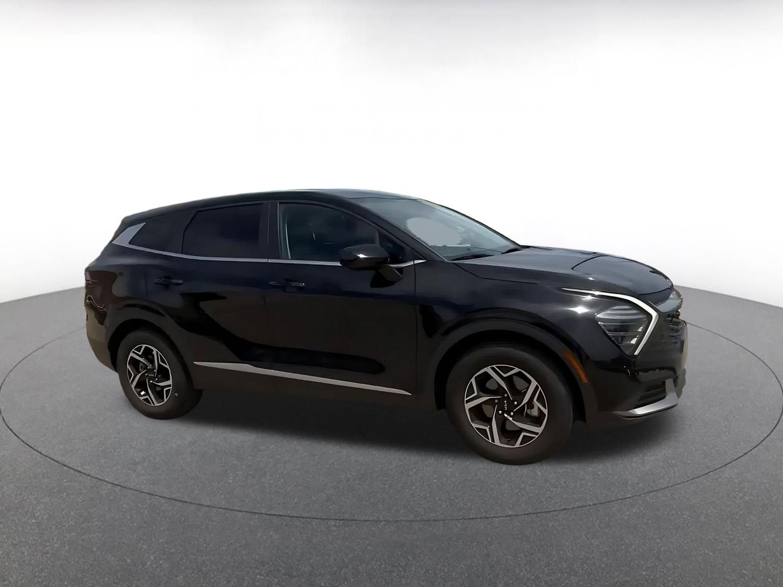 Thumbnail: 2025 Kia Sportage - 2