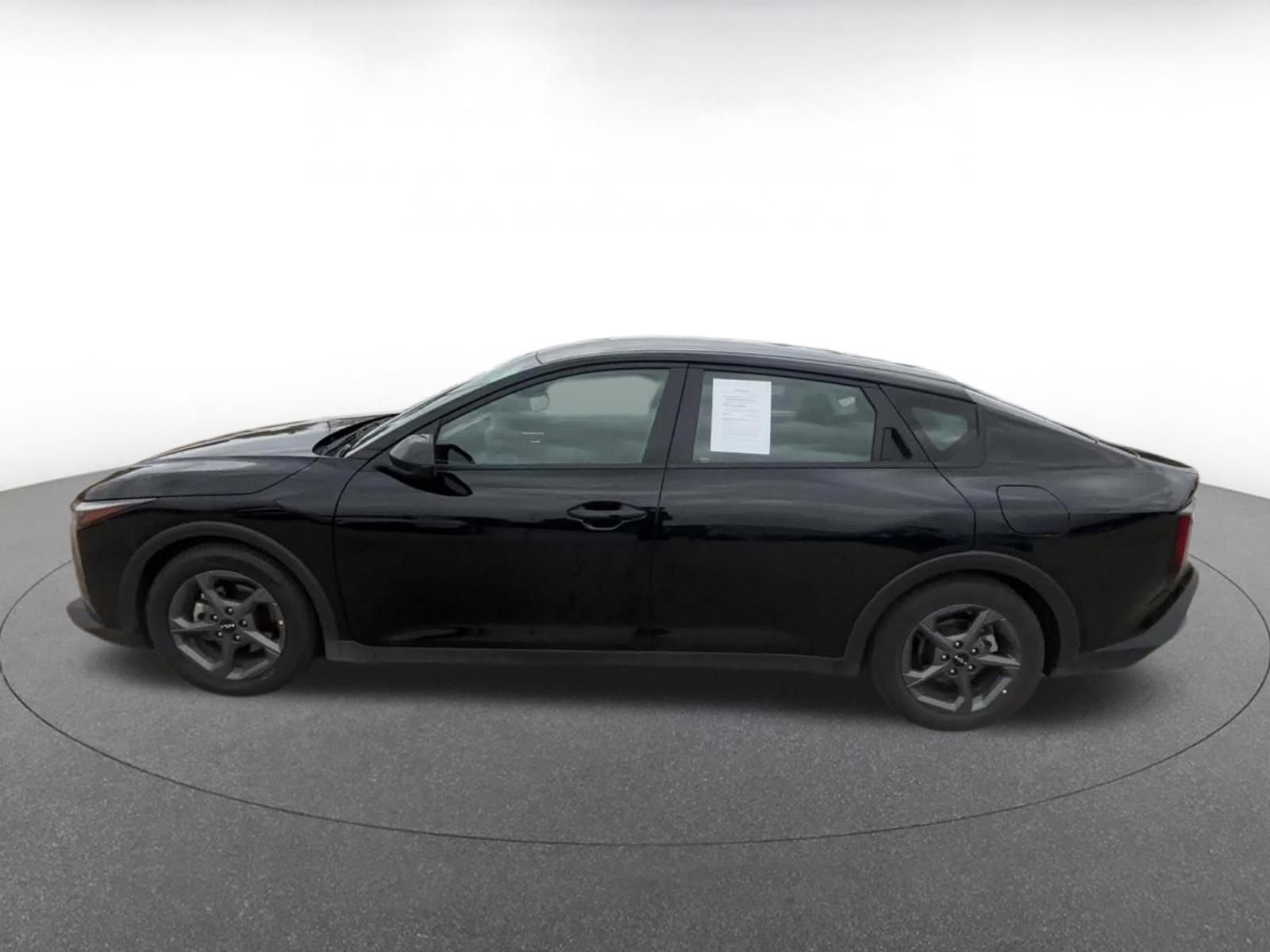 Thumbnail: 2025 Kia K4 - 10