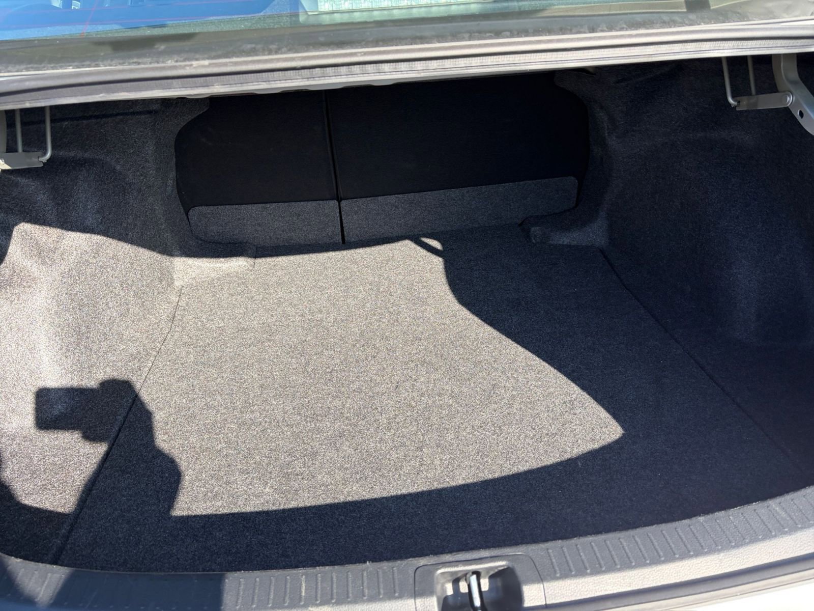 Thumbnail: 2025 Toyota Corolla - 29