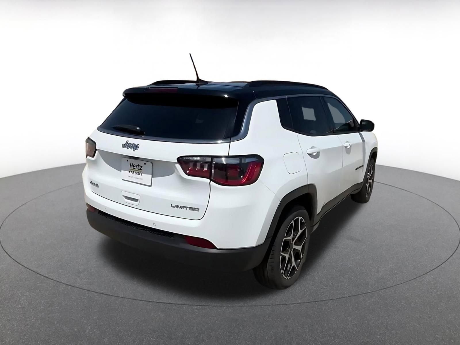 Thumbnail: 2025 Jeep Compass - 12
