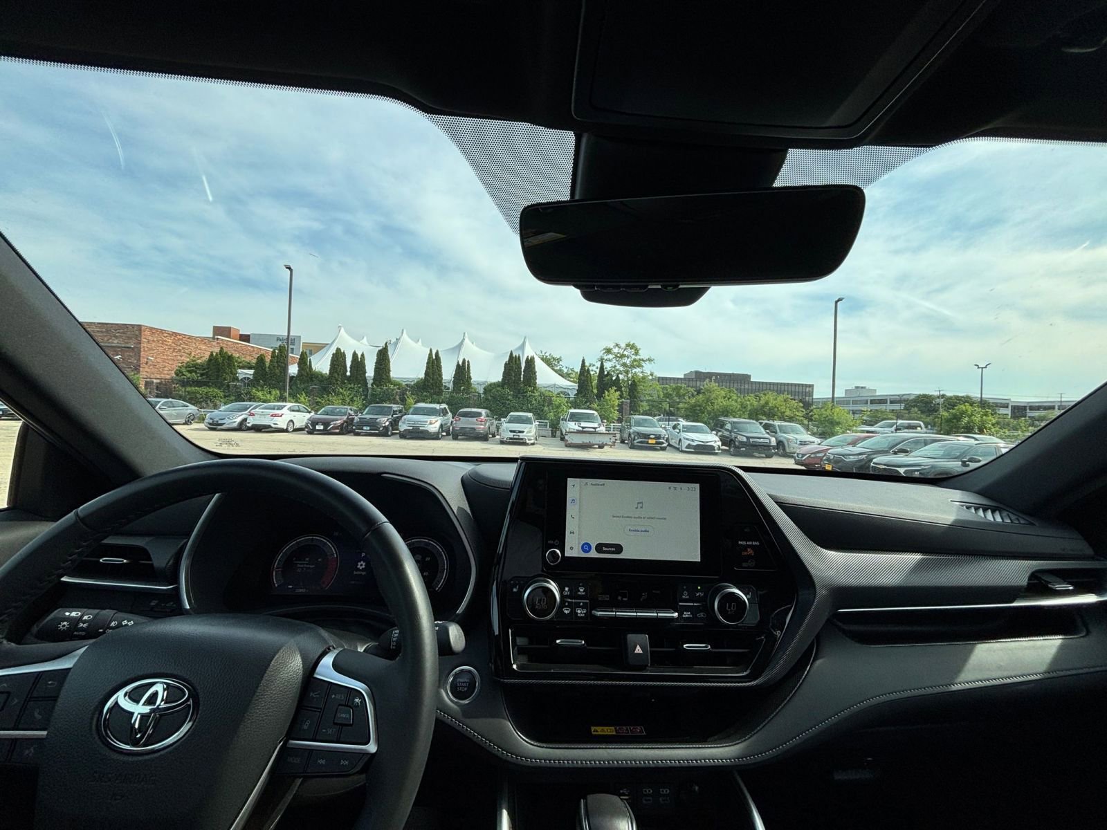 Thumbnail: 2025 Toyota Highlander - 34