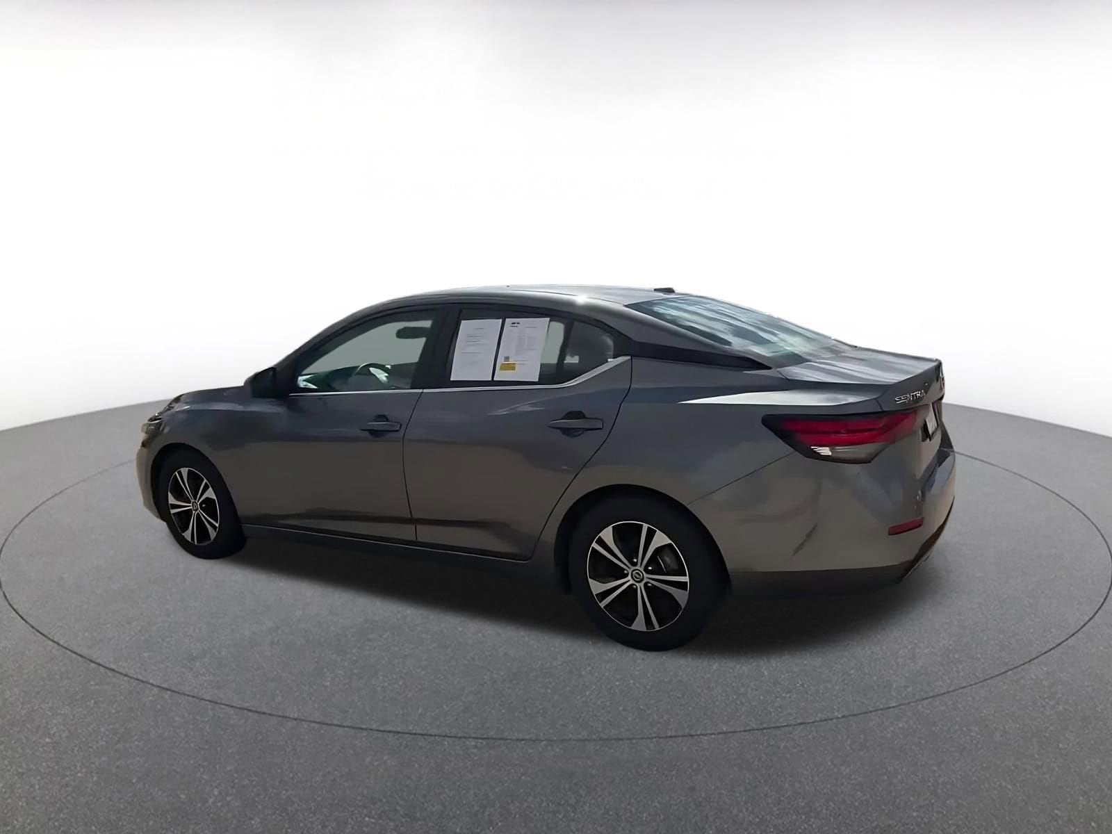 Thumbnail: 2023 Nissan Sentra - 10