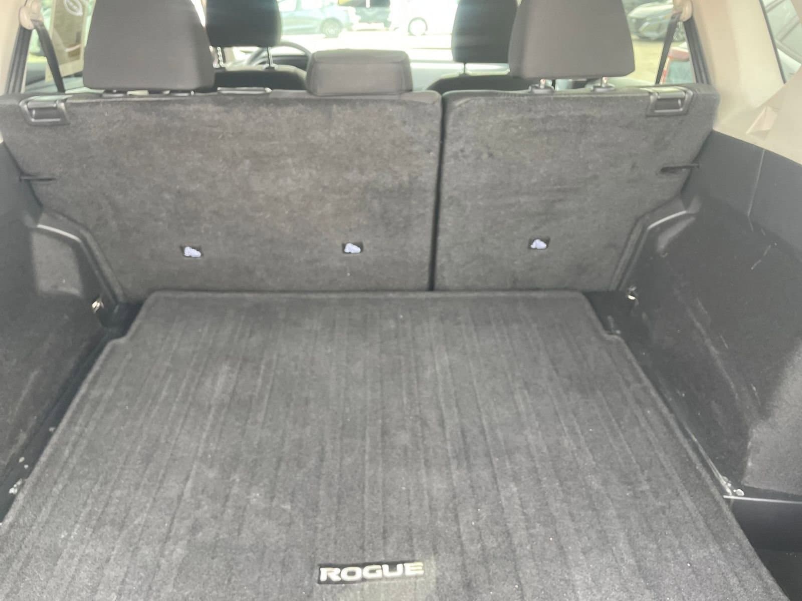 Thumbnail: 2025 Nissan Rogue - 32