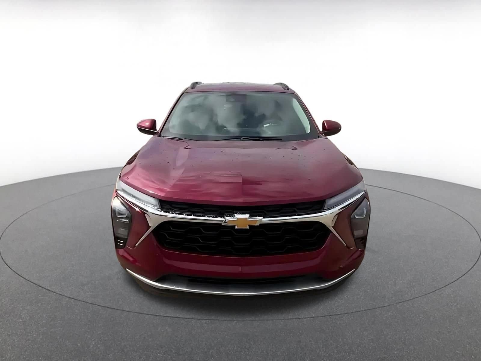 Thumbnail: 2025 Chevrolet Trax - 4