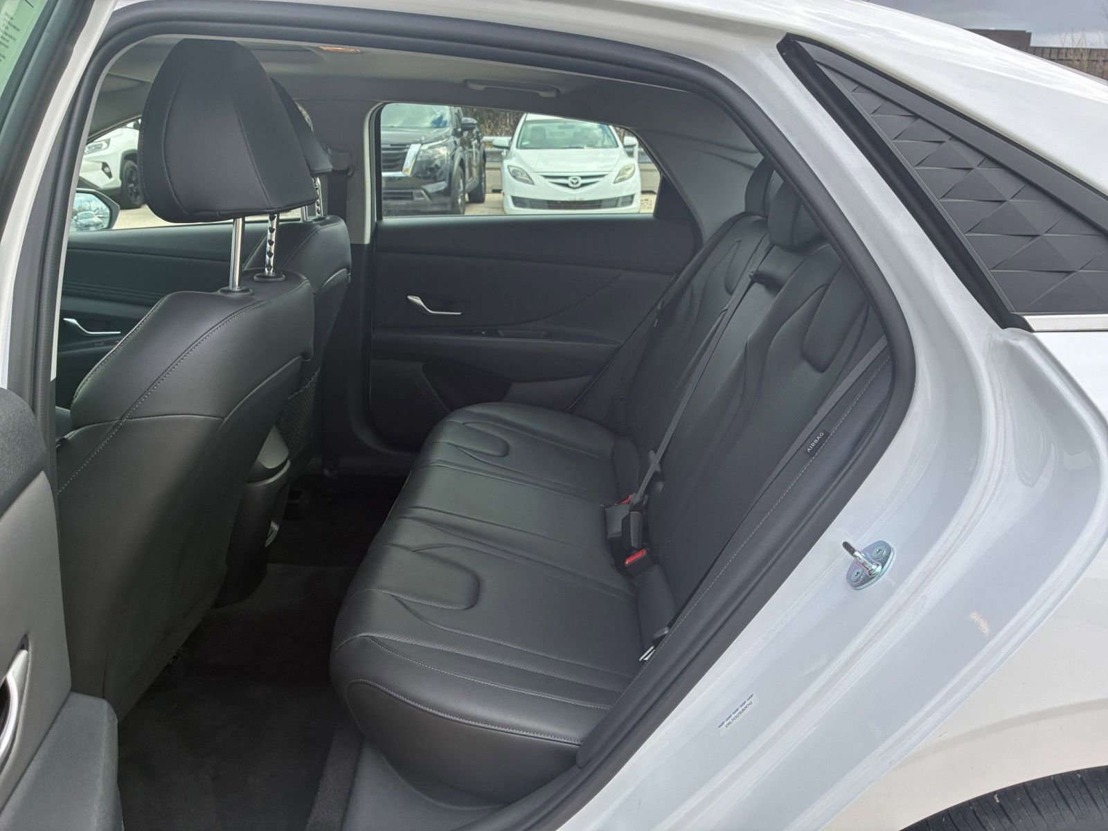 Thumbnail: 2025 Hyundai Elantra - 27