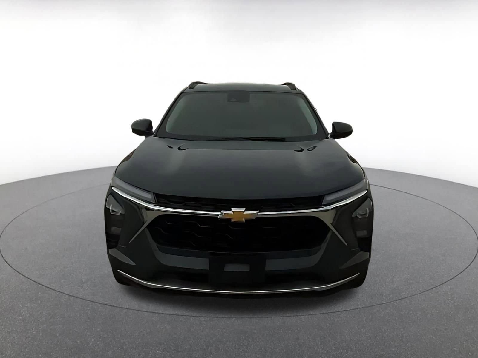 Thumbnail: 2025 Chevrolet Trax - 4