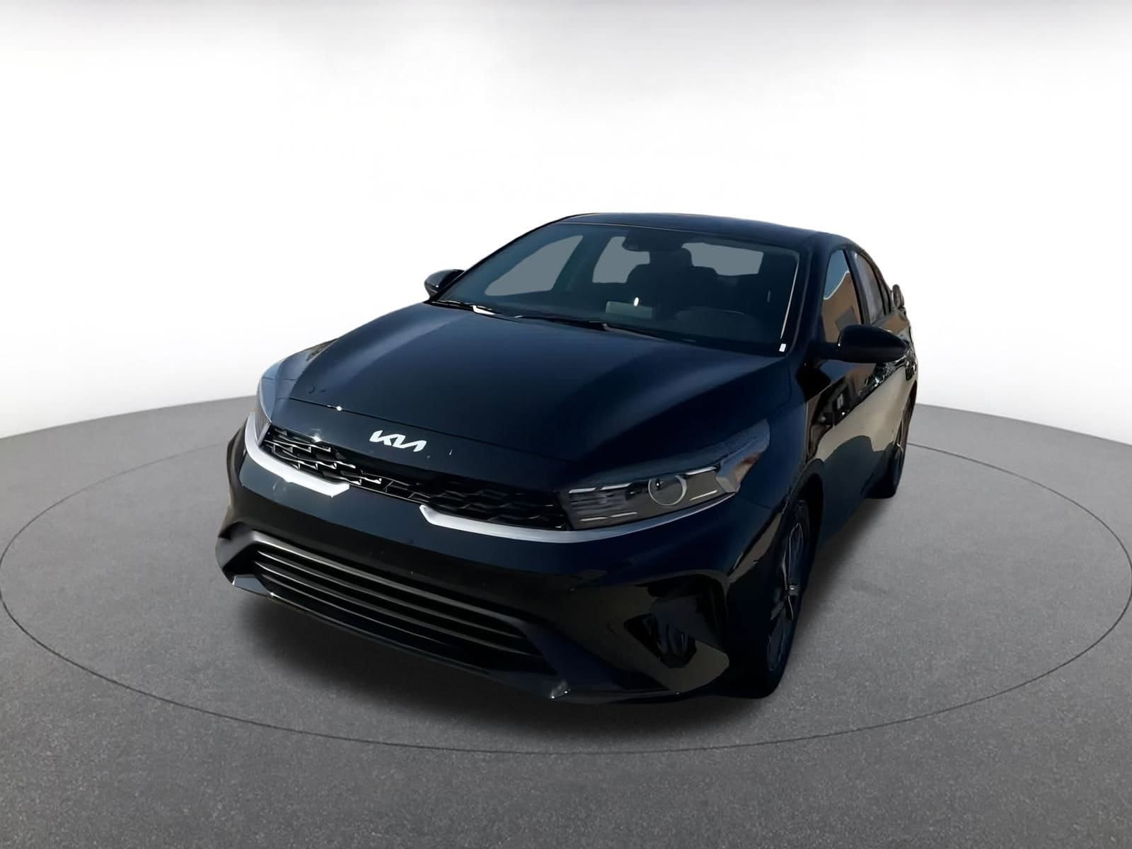 Thumbnail: 2024 Kia Forte - 7