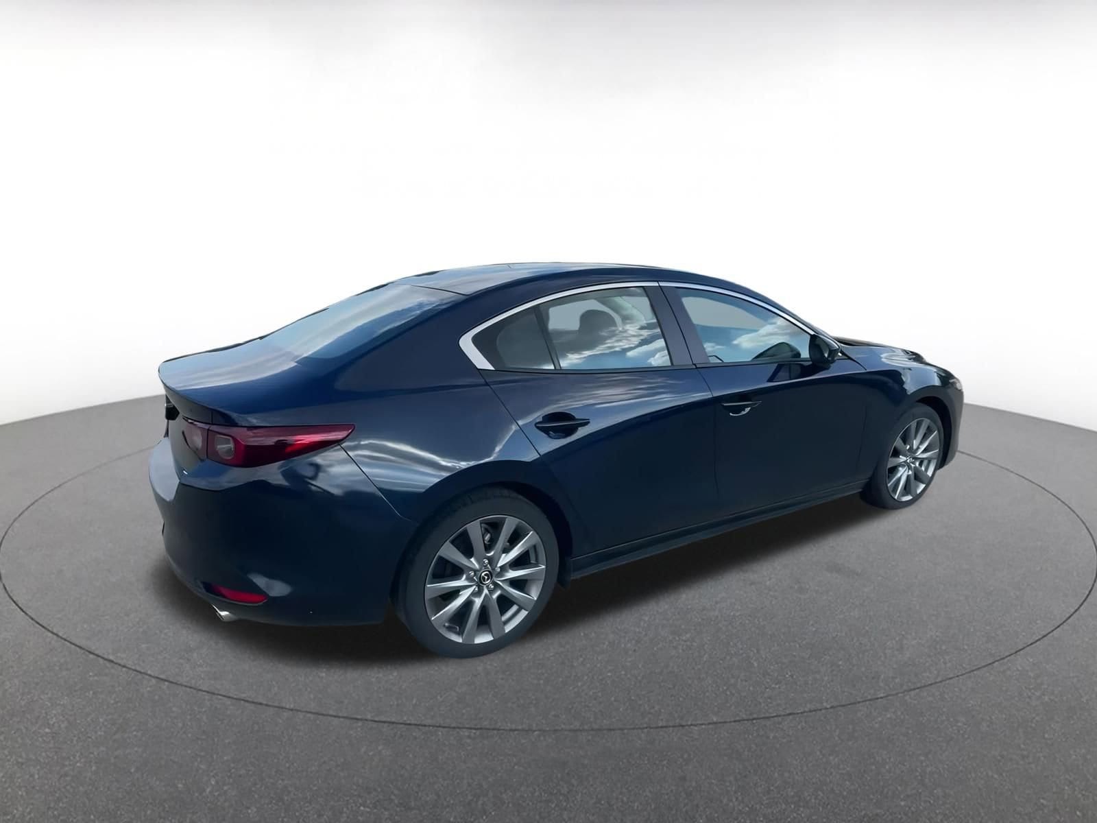 Thumbnail: 2024 Mazda Mazda3 - 15