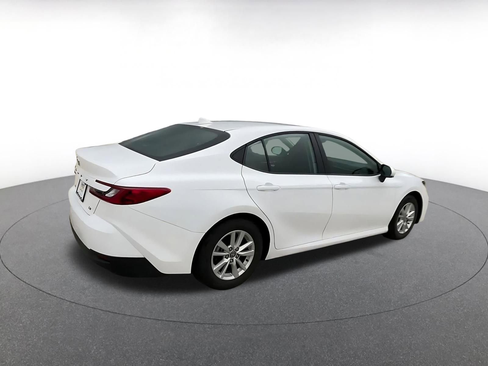 Thumbnail: 2025 Toyota Camry - 15