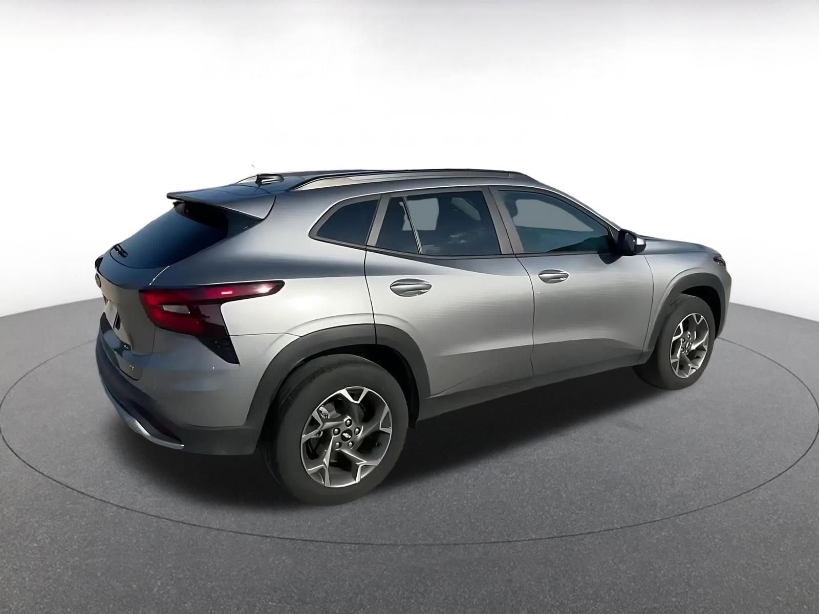 Thumbnail: 2025 Chevrolet Trax - 15