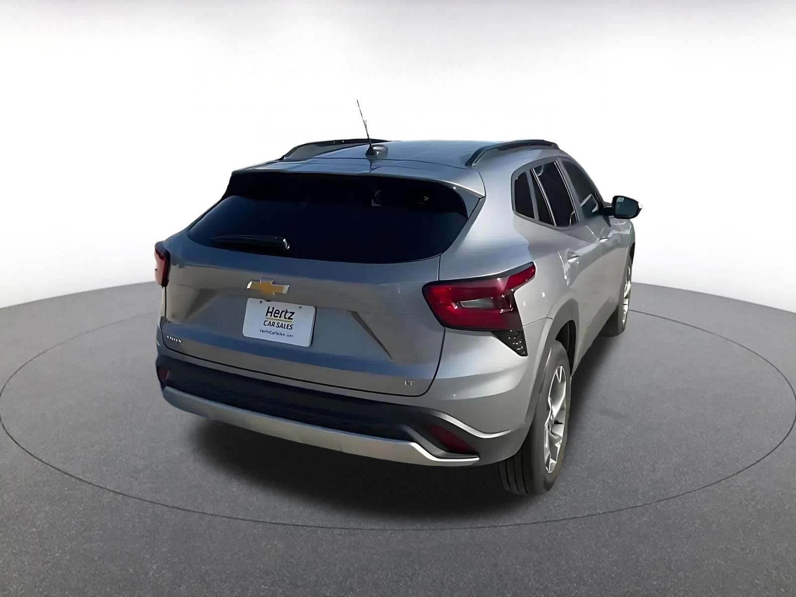 Thumbnail: 2025 Chevrolet Trax - 14