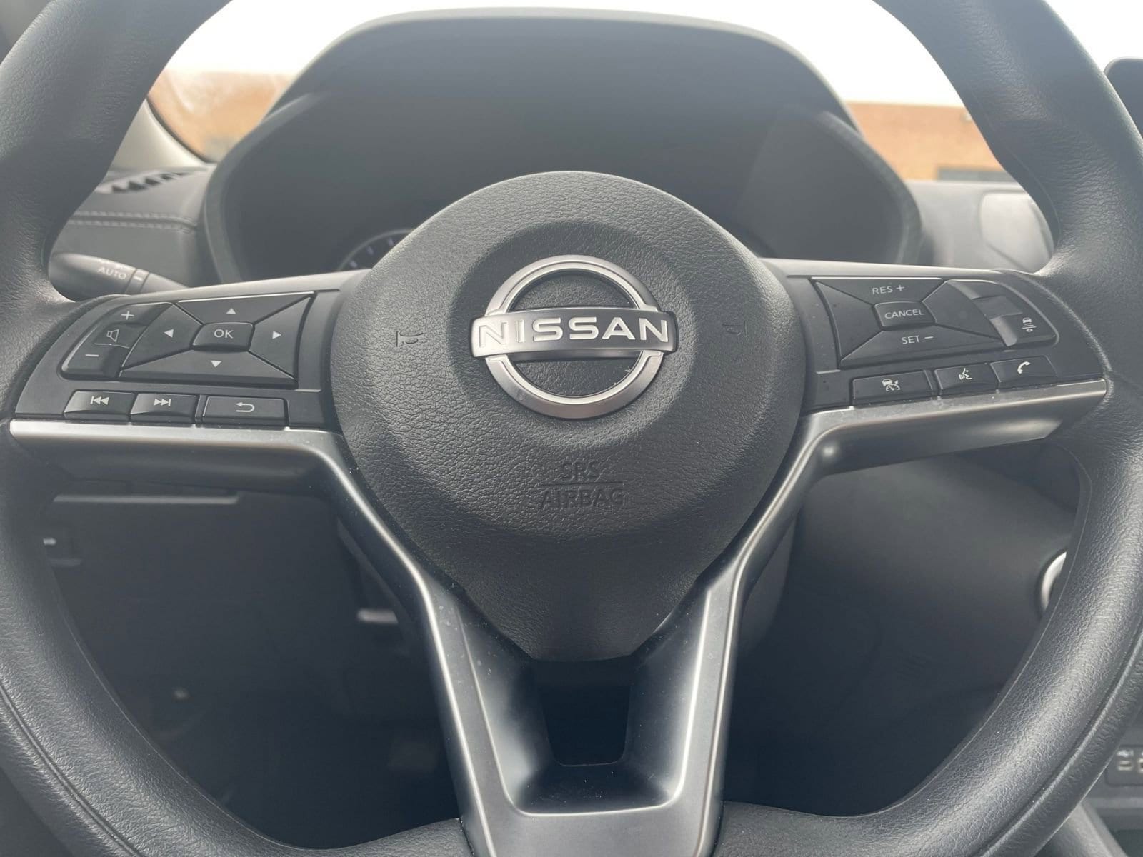 Thumbnail: 2025 Nissan Sentra - 25