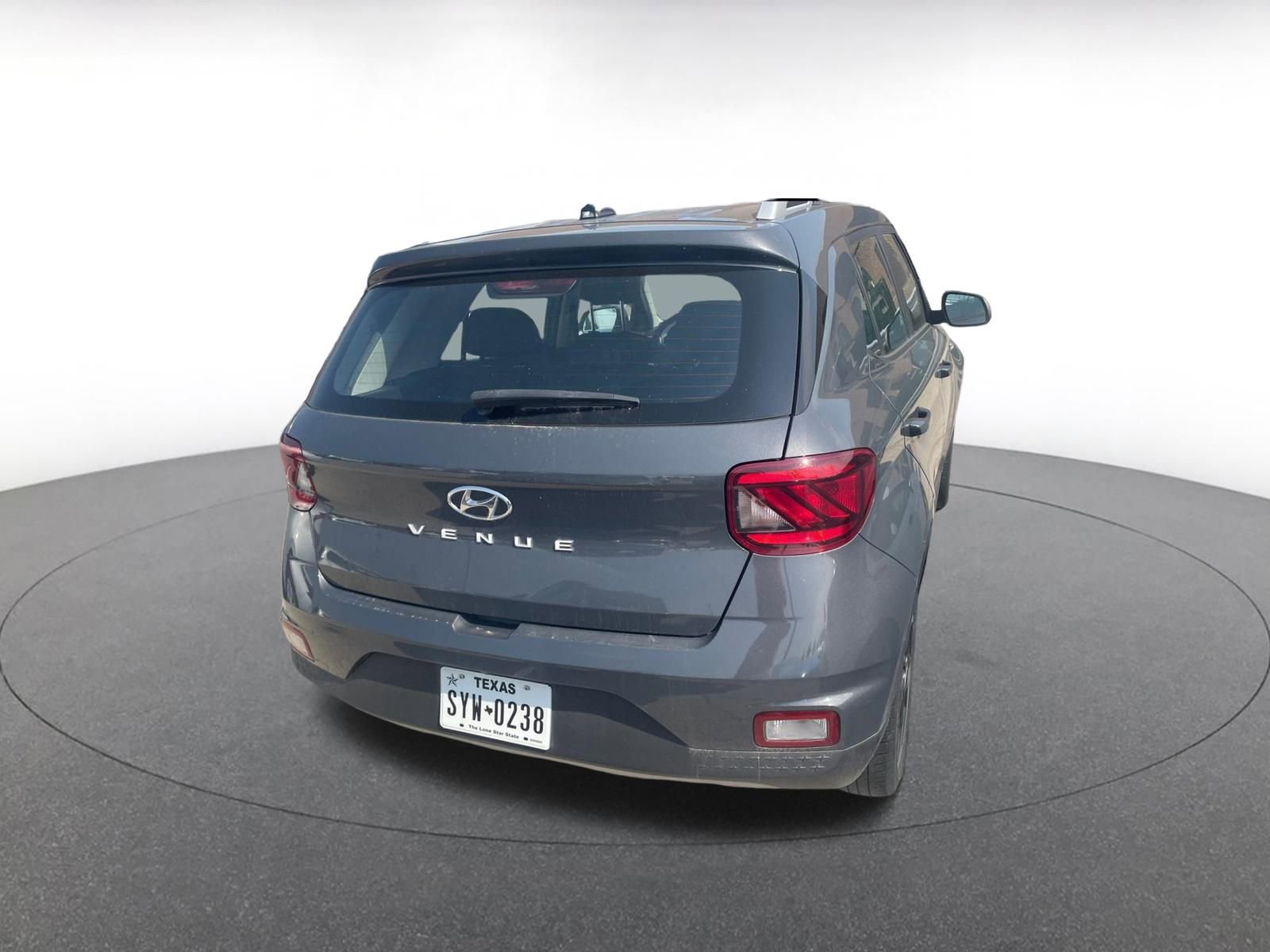 Thumbnail: 2023 Hyundai Venue - 4