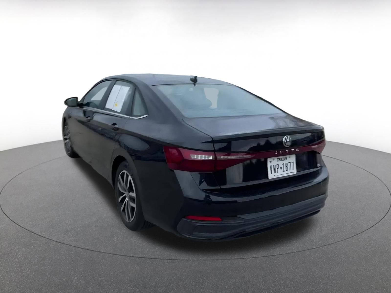 Thumbnail: 2025 Volkswagen Jetta - 11