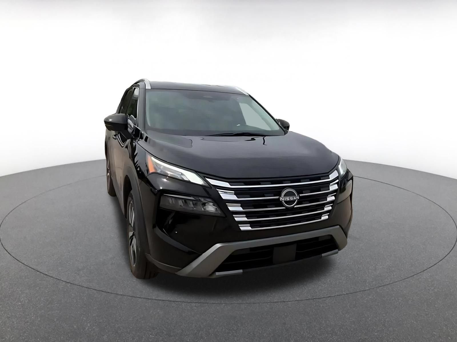 Thumbnail: 2026 Nissan Rogue - 3