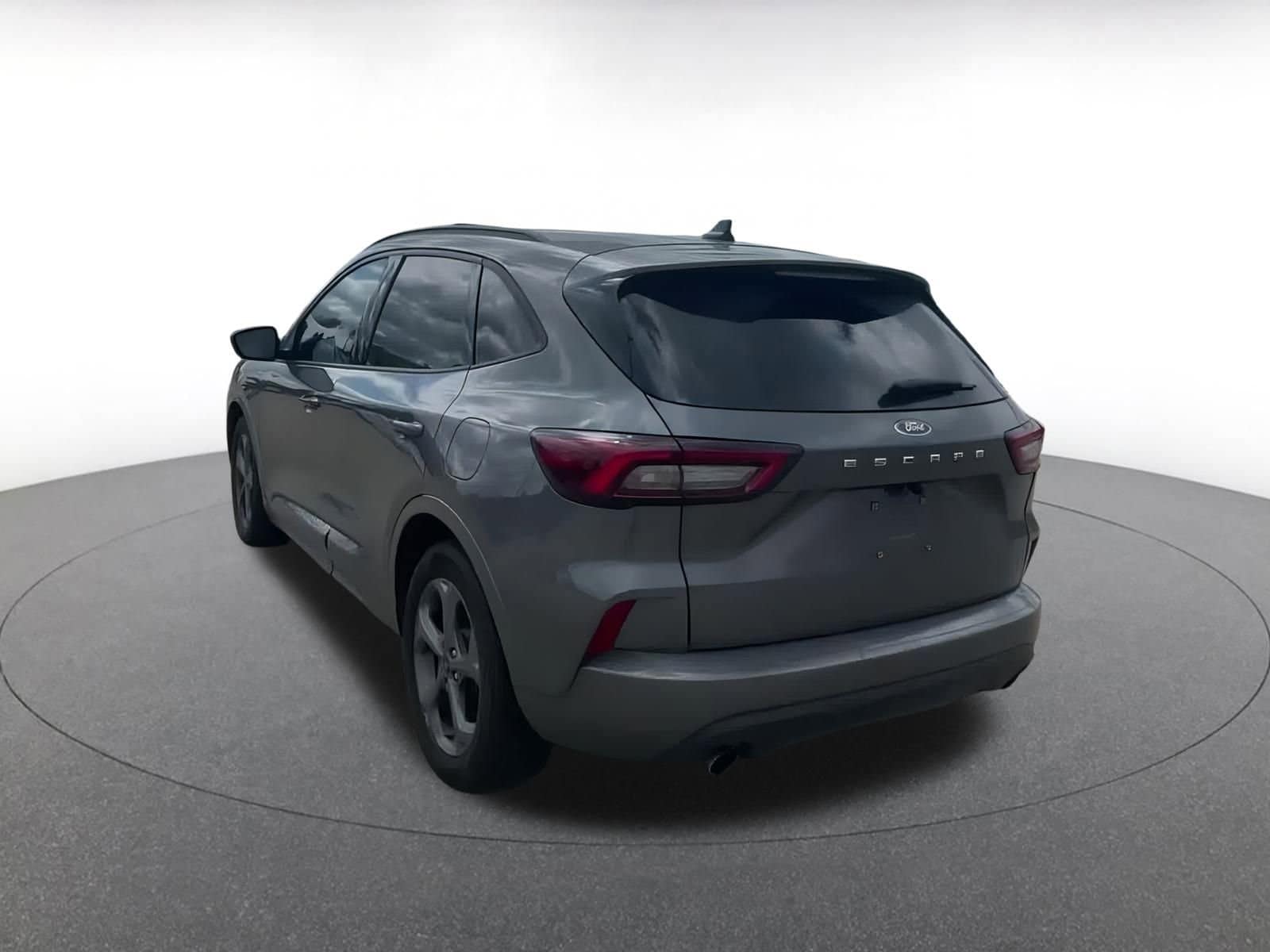 Thumbnail: 2023 Ford Escape - 11