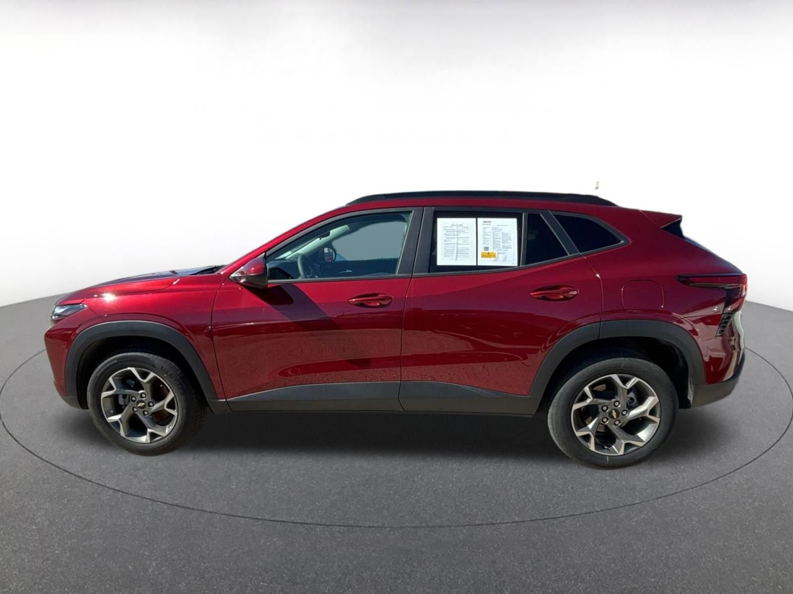 Thumbnail: 2025 Chevrolet Trax - 4