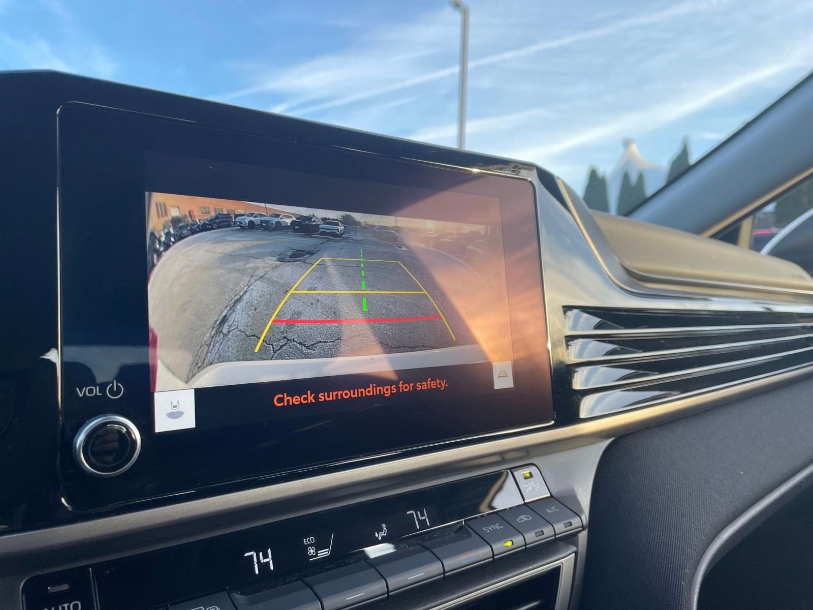 Thumbnail: 2025 Toyota Camry - 17