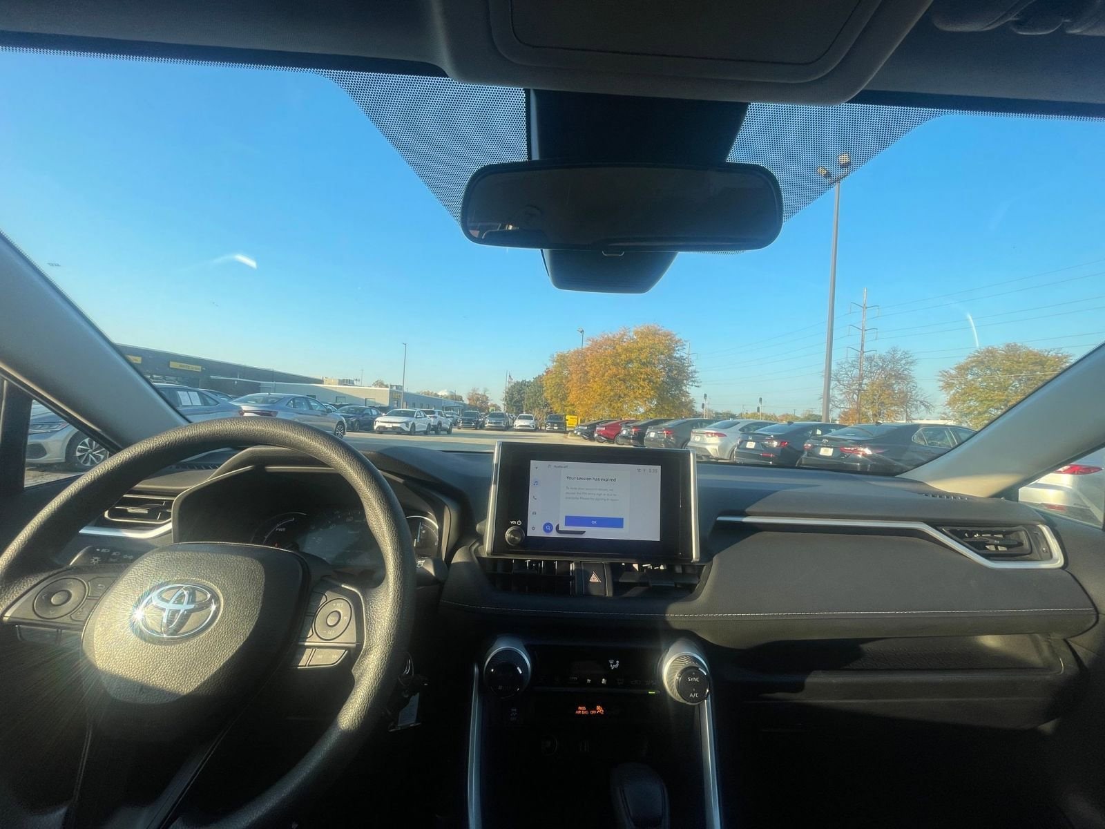 Thumbnail: 2025 Toyota RAV4 - 33