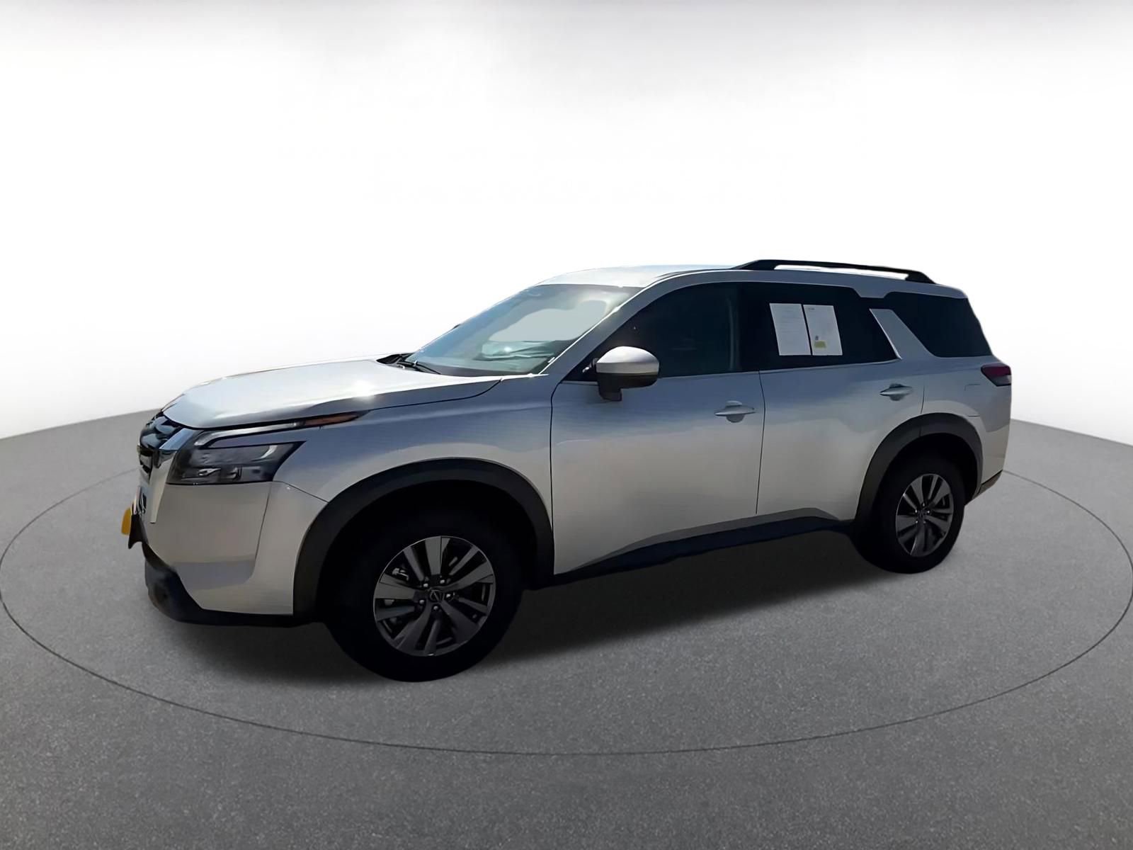 Thumbnail: 2025 Nissan Pathfinder - 8