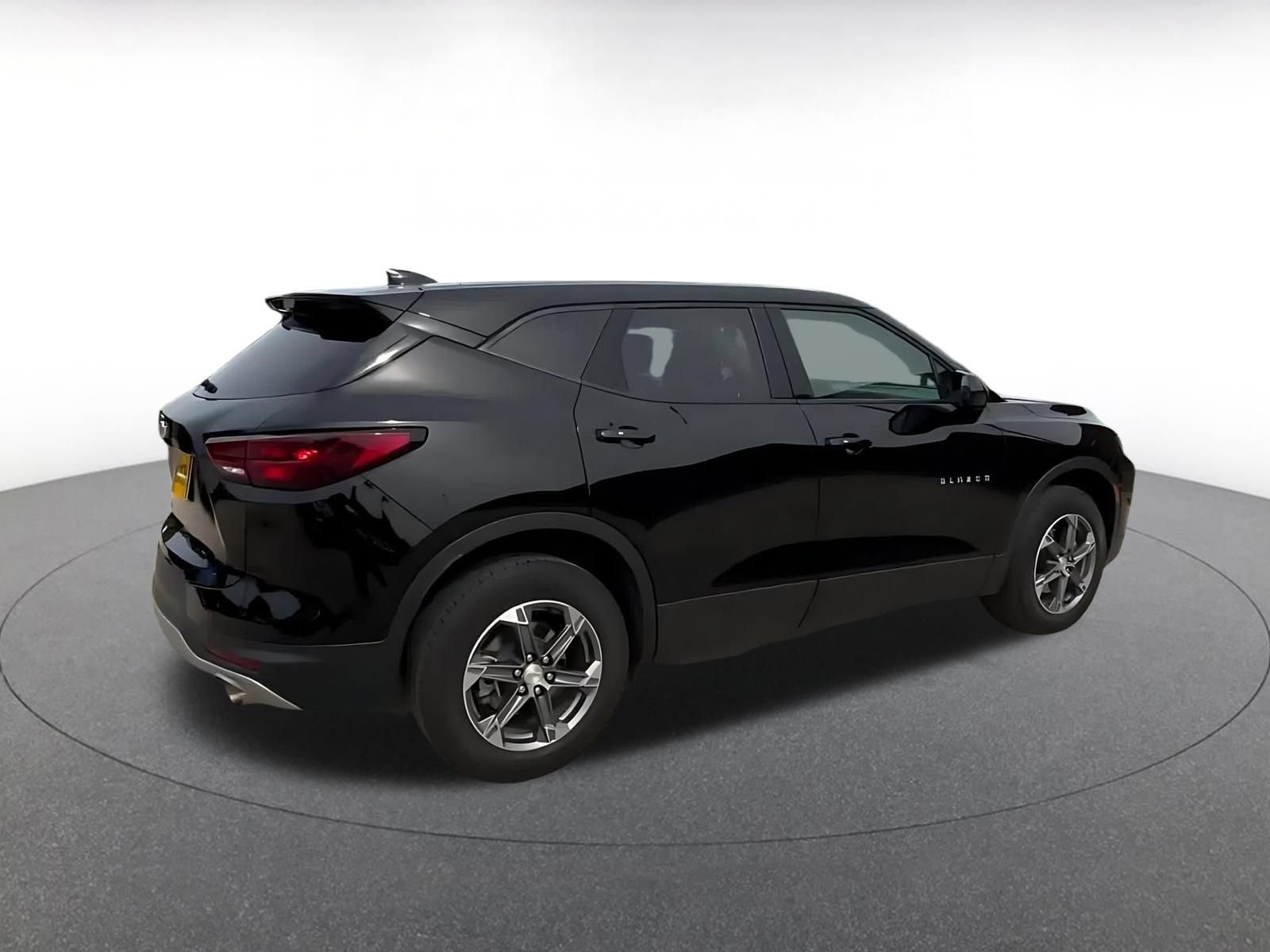 Thumbnail: 2025 Chevrolet Blazer - 12