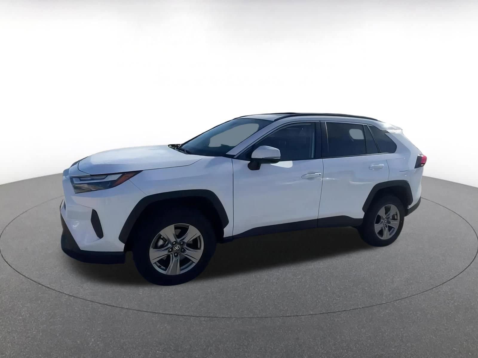Thumbnail: 2025 Toyota RAV4 - 8