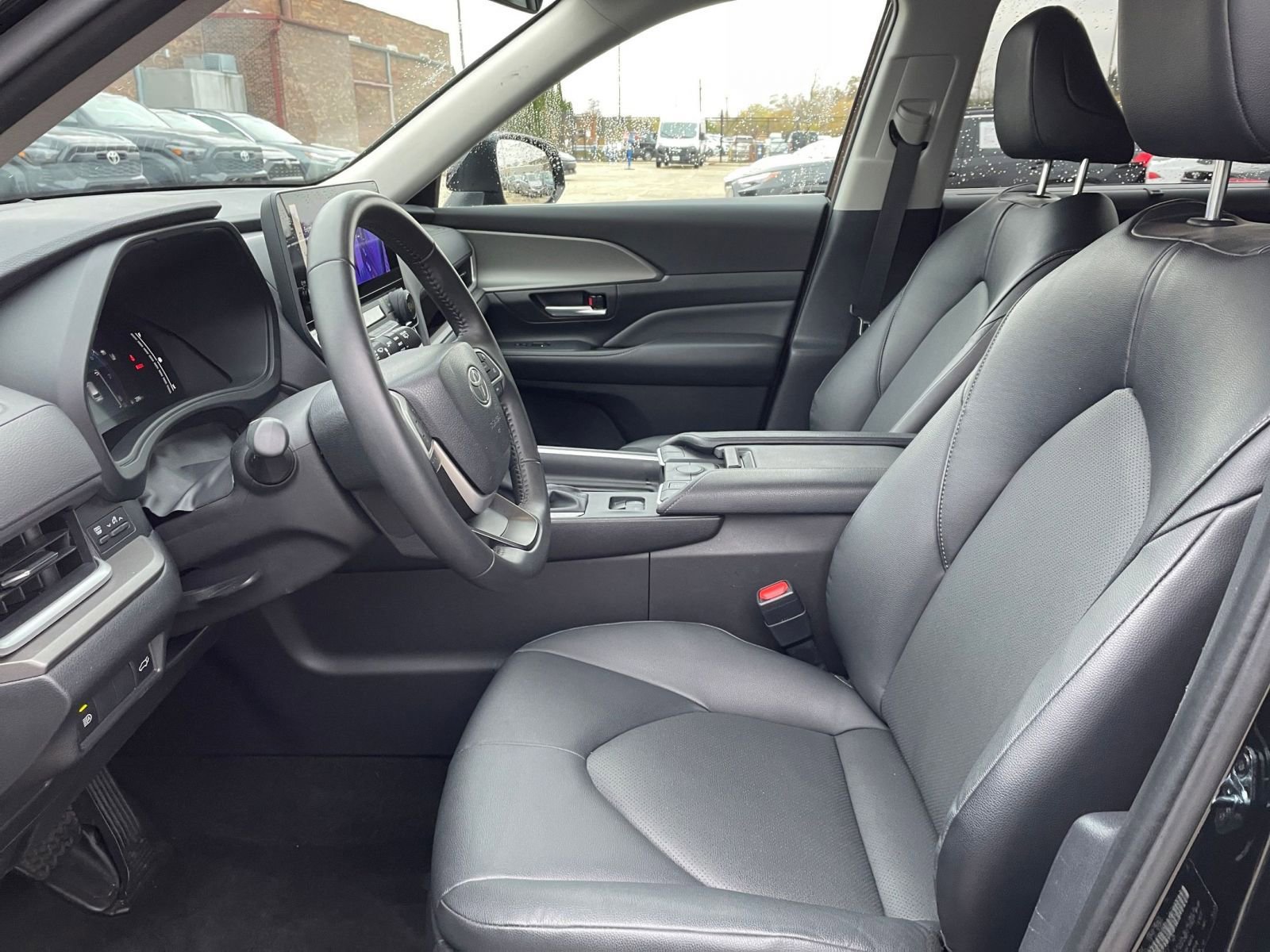 Thumbnail: 2025 Toyota Grand Highlander - 27