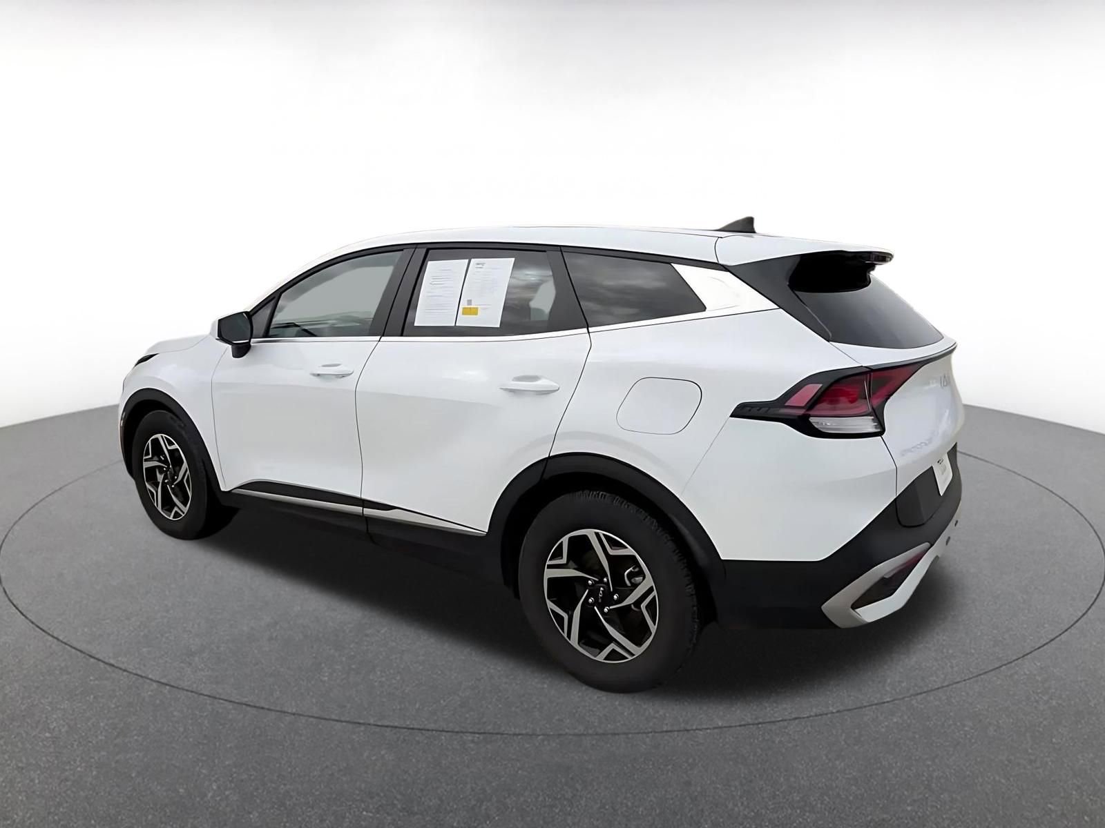 Thumbnail: 2025 Kia Sportage - 10