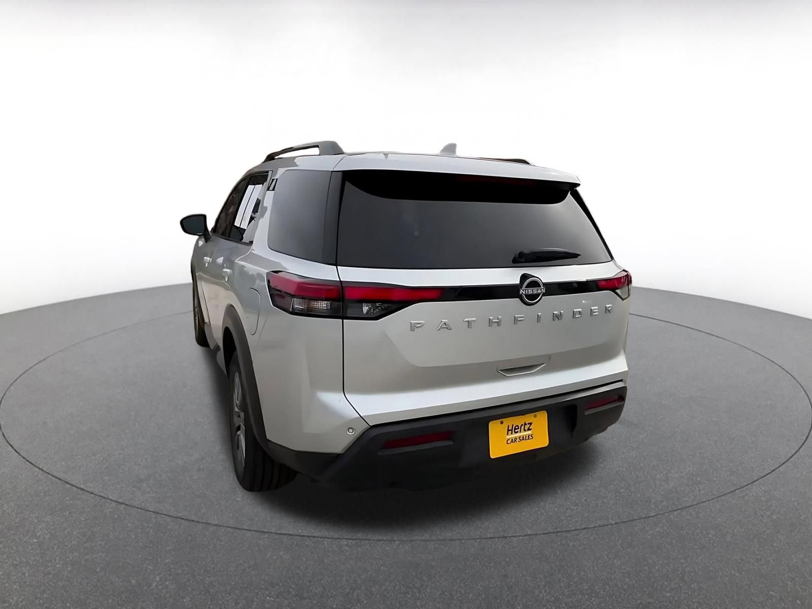 Thumbnail: 2025 Nissan Pathfinder - 11