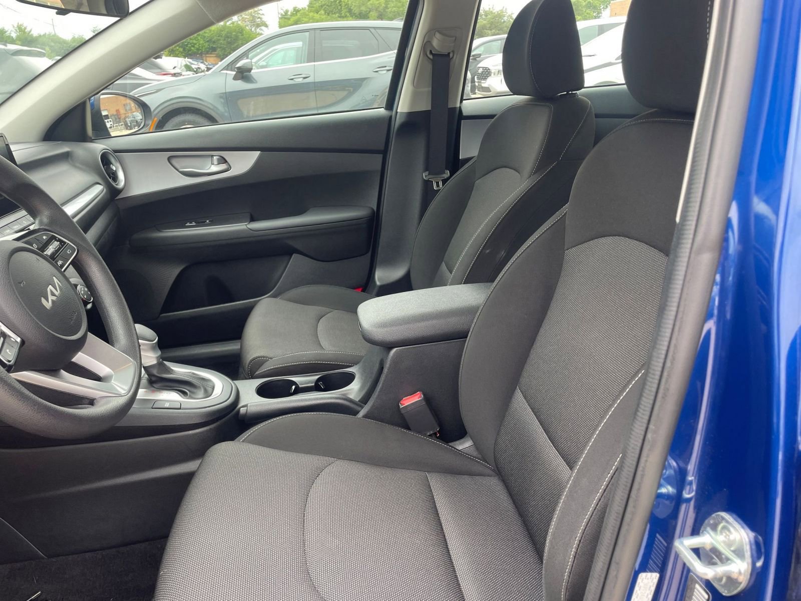 Thumbnail: 2024 Kia Forte - 27