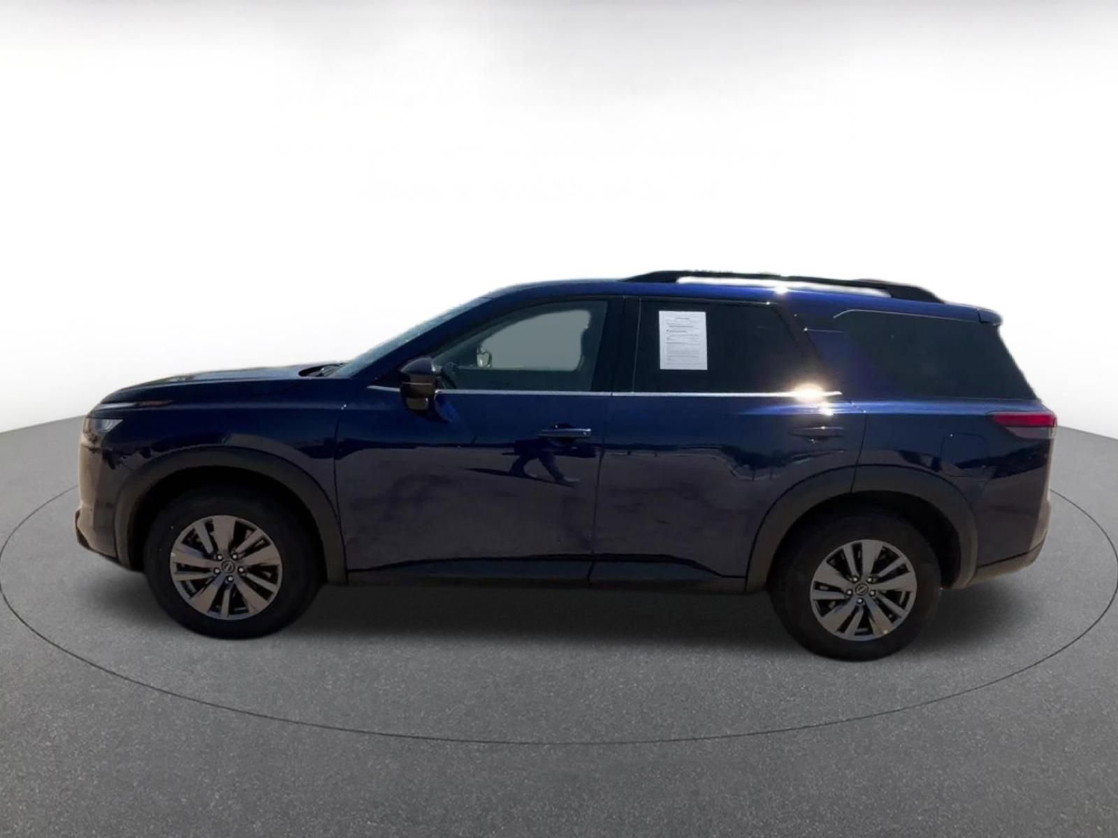 Thumbnail: 2025 Nissan Pathfinder - 9