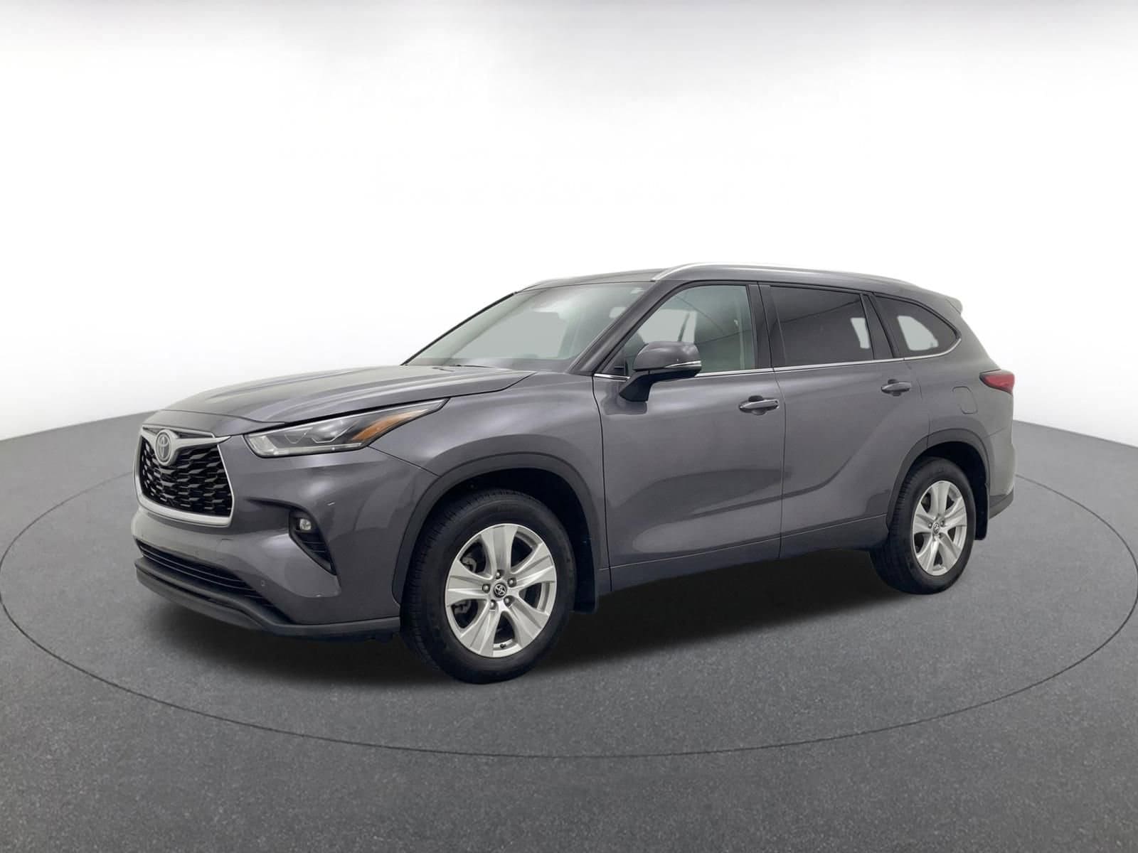 Thumbnail: 2025 Toyota Highlander - 3