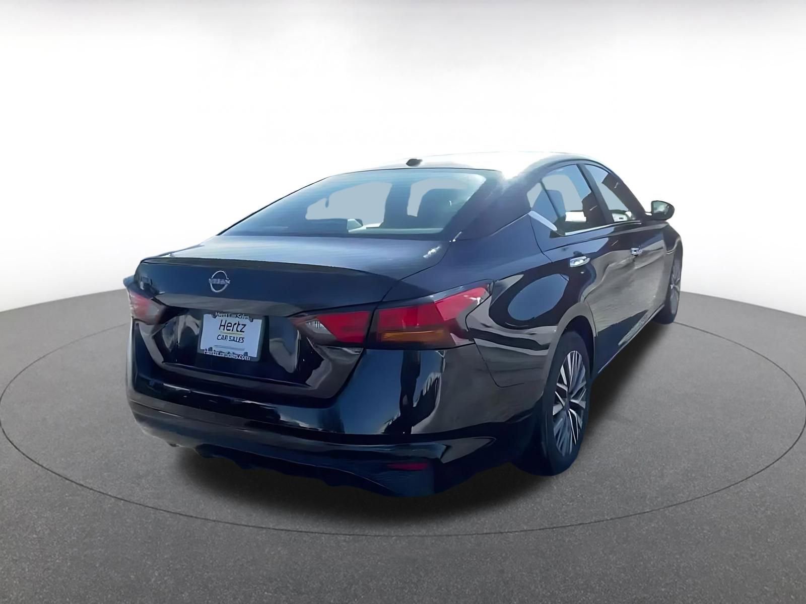 Thumbnail: 2025 Nissan Altima - 14