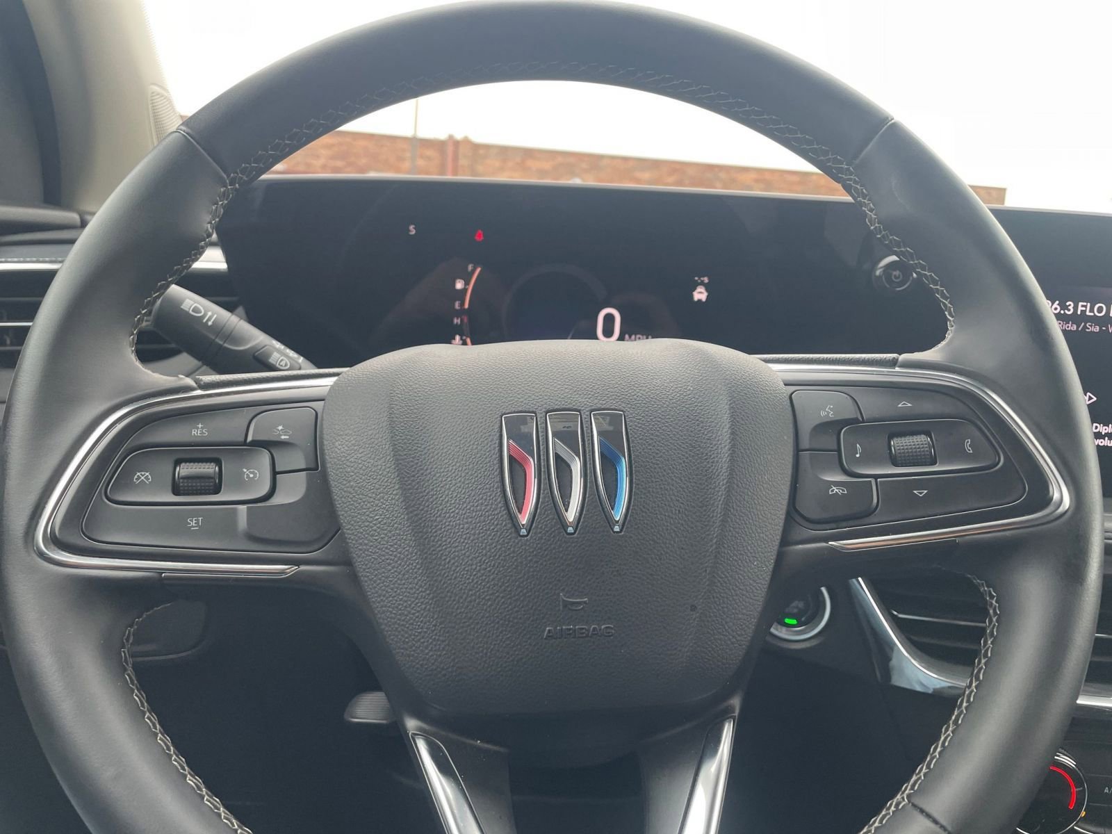 Thumbnail: 2025 Buick Encore GX - 28