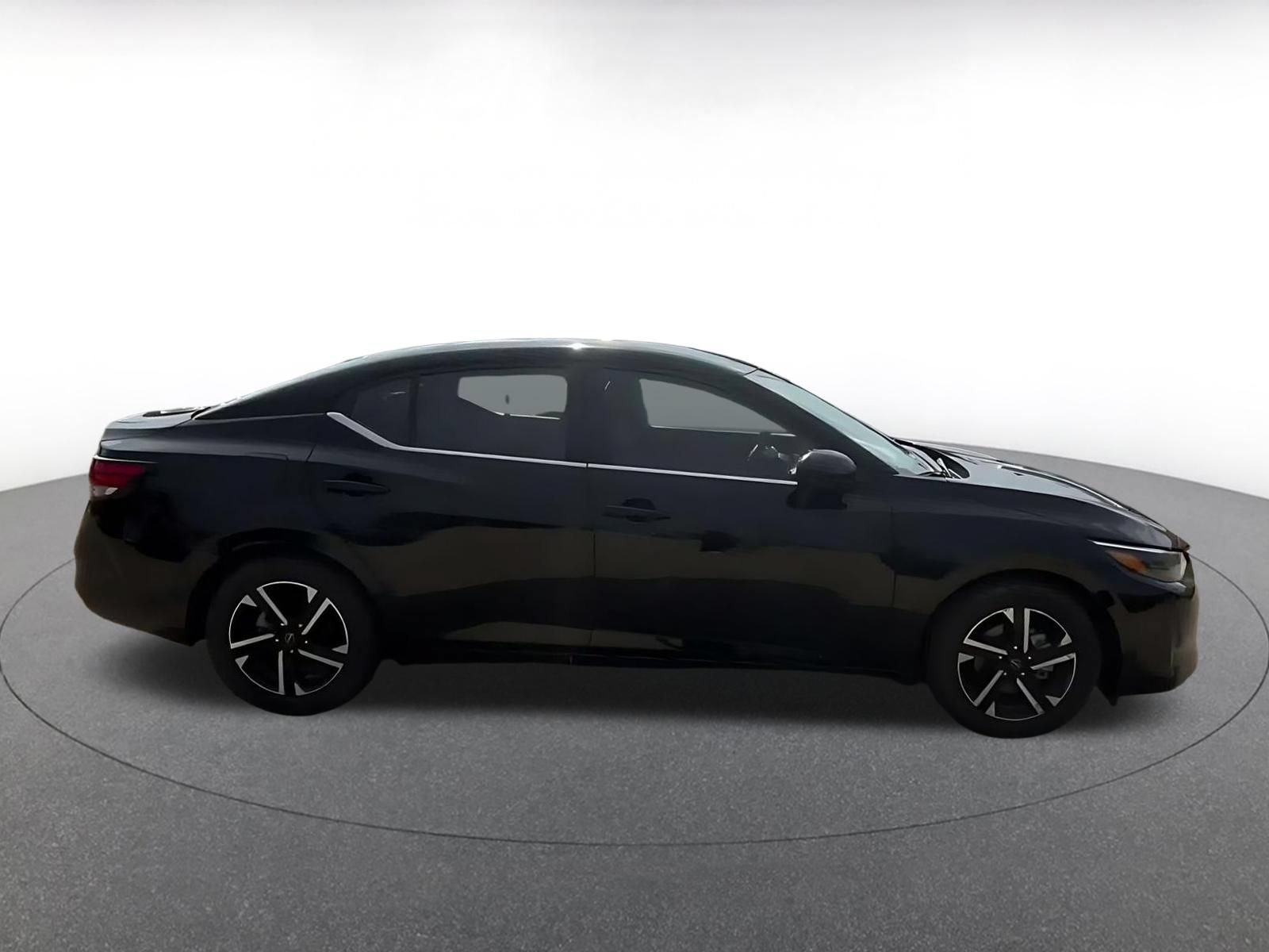 Thumbnail: 2025 Nissan Sentra - 15