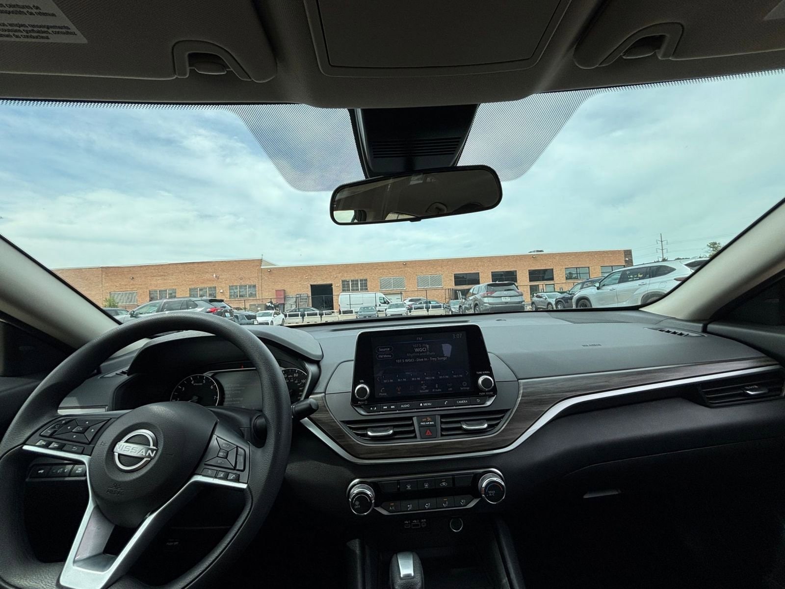 Thumbnail: 2025 Nissan Altima - 33