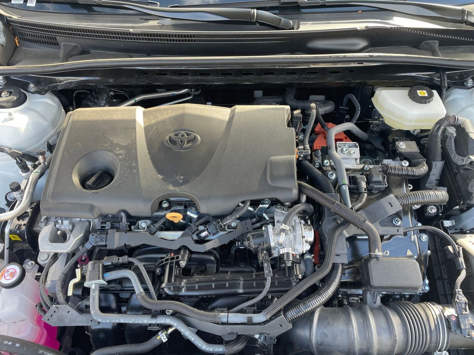 Thumbnail: 2025 Toyota Camry - 32