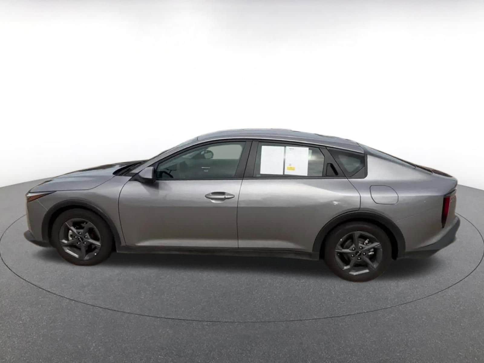 Thumbnail: 2025 Kia K4 - 10