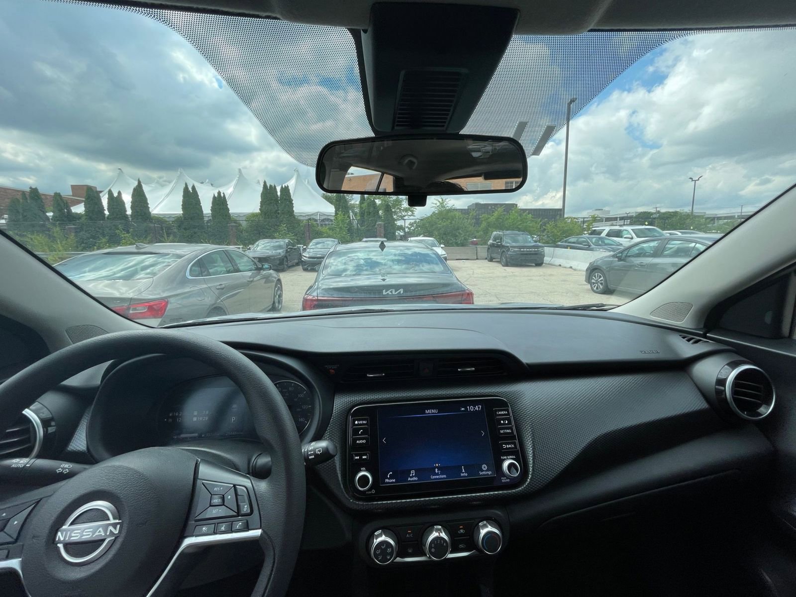 Thumbnail: 2024 Nissan Kicks - 32