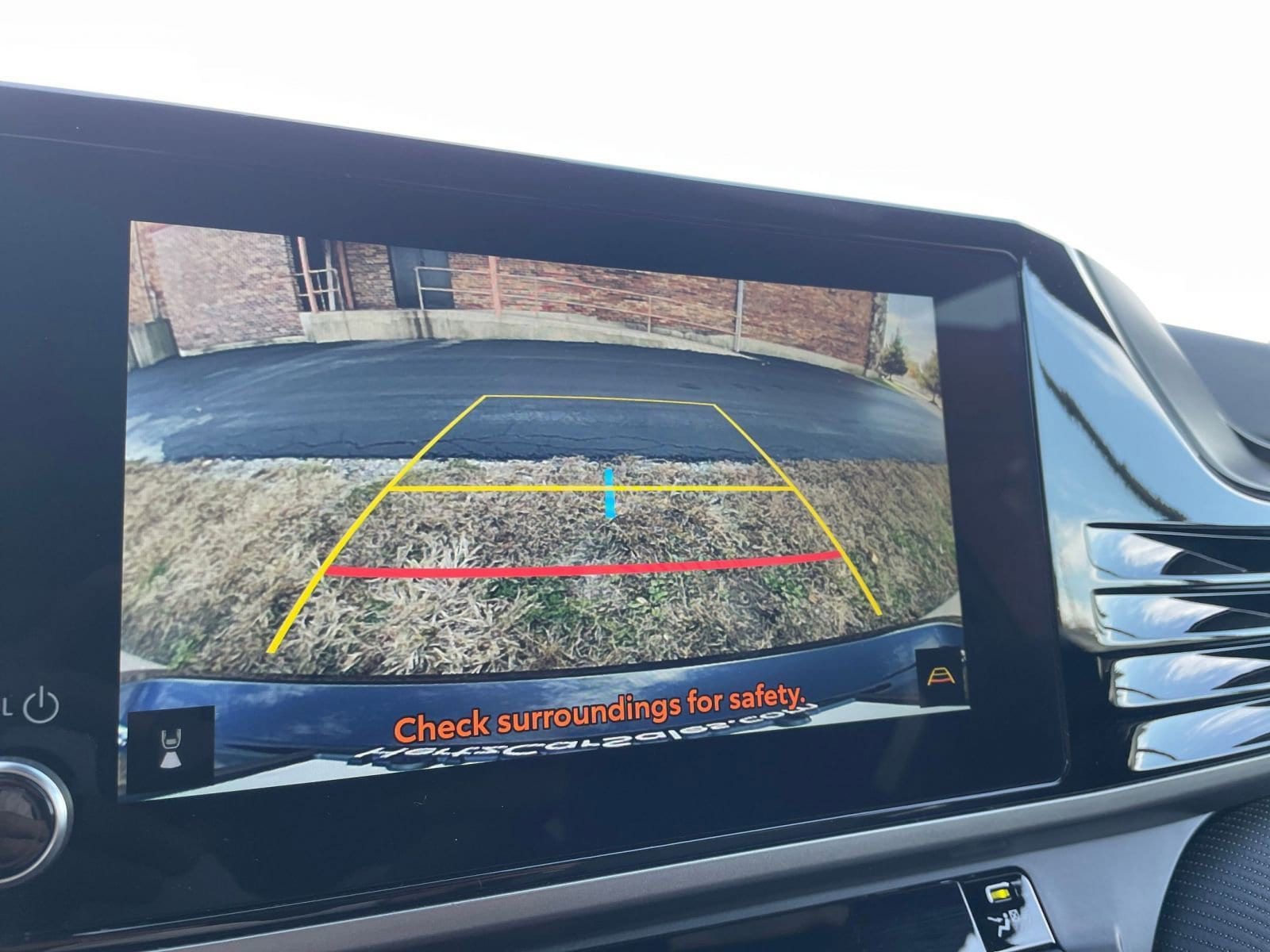 Thumbnail: 2025 Toyota Camry - 17