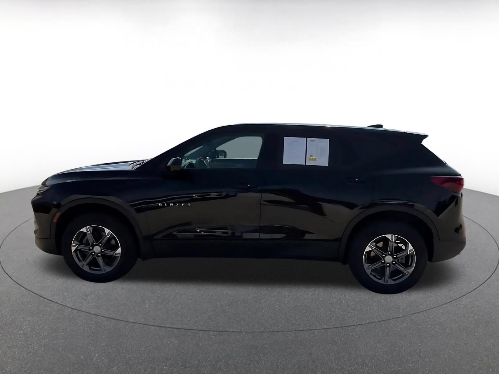 Thumbnail: 2026 Chevrolet Blazer - 8