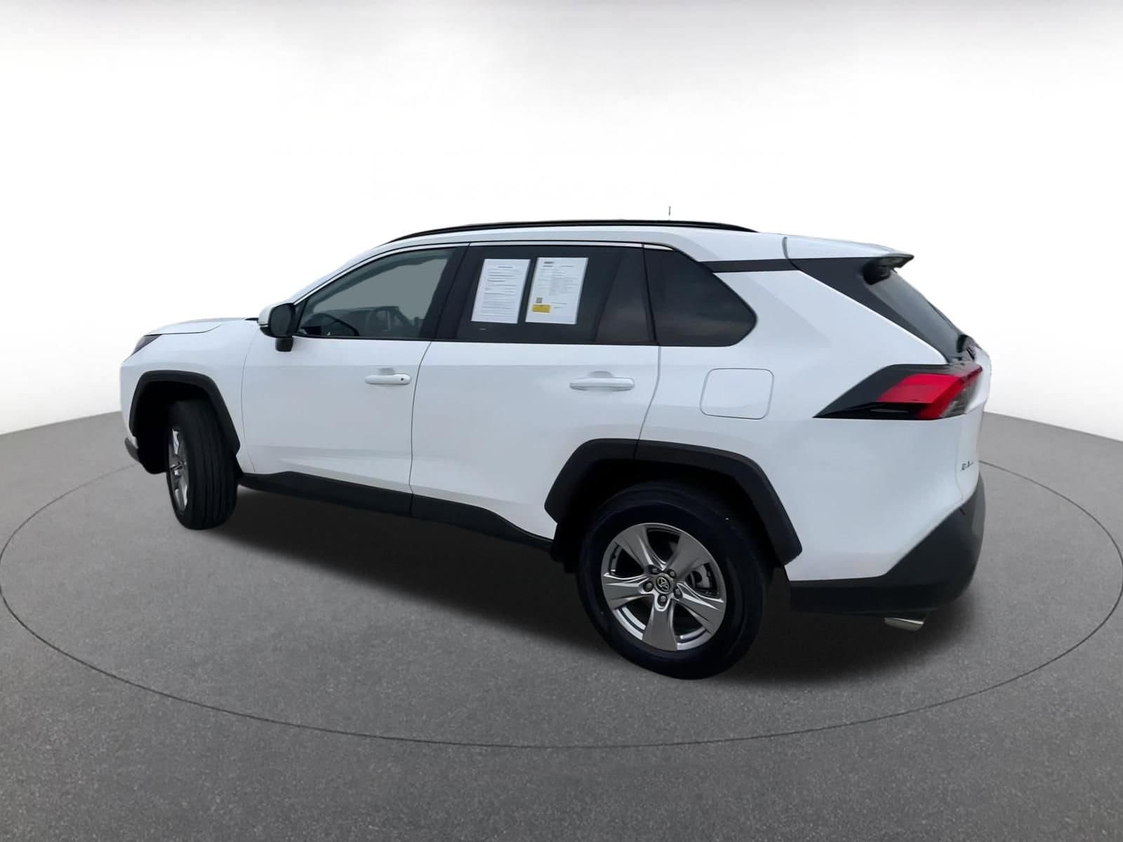 Thumbnail: 2025 Toyota RAV4 - 10