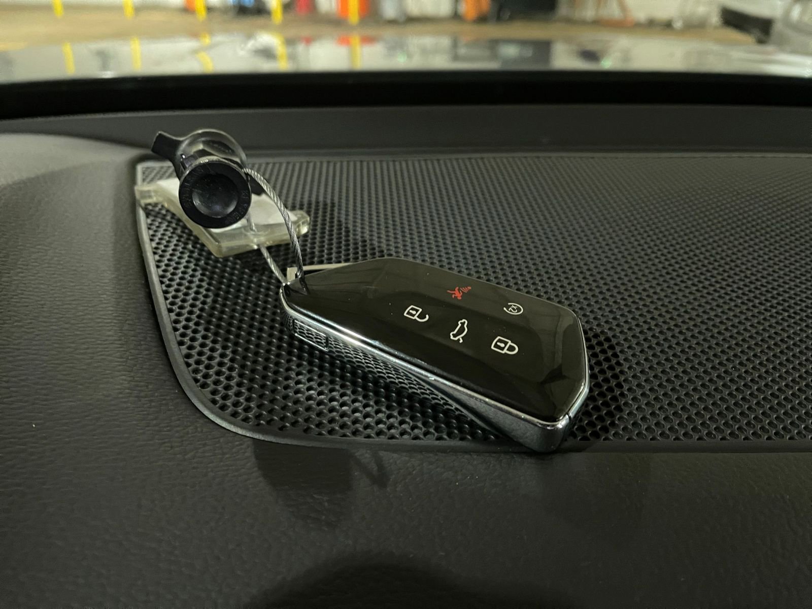 Thumbnail: 2025 Volkswagen Atlas - 22